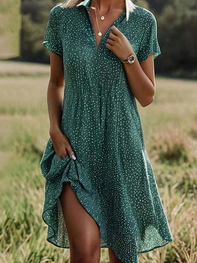 Casual Polka Dot Midi Dress with V-Neckline and Short Sleeves