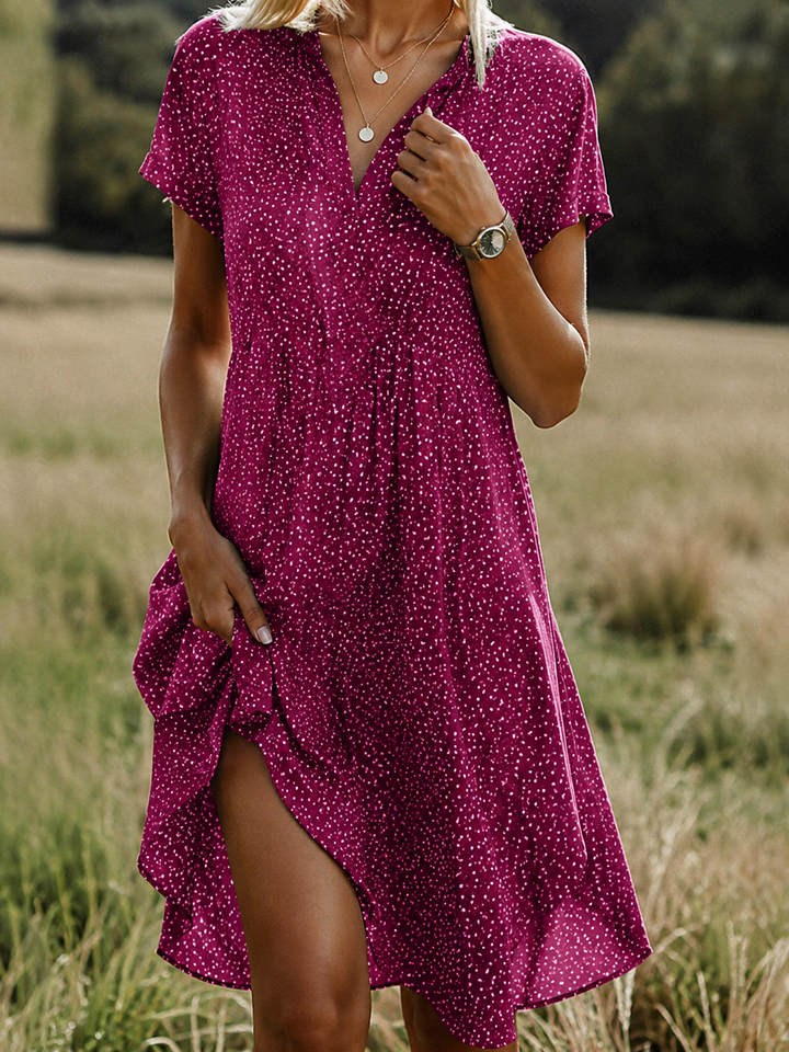 Casual Polka Dot Midi Dress with V-Neckline and Short Sleeves
