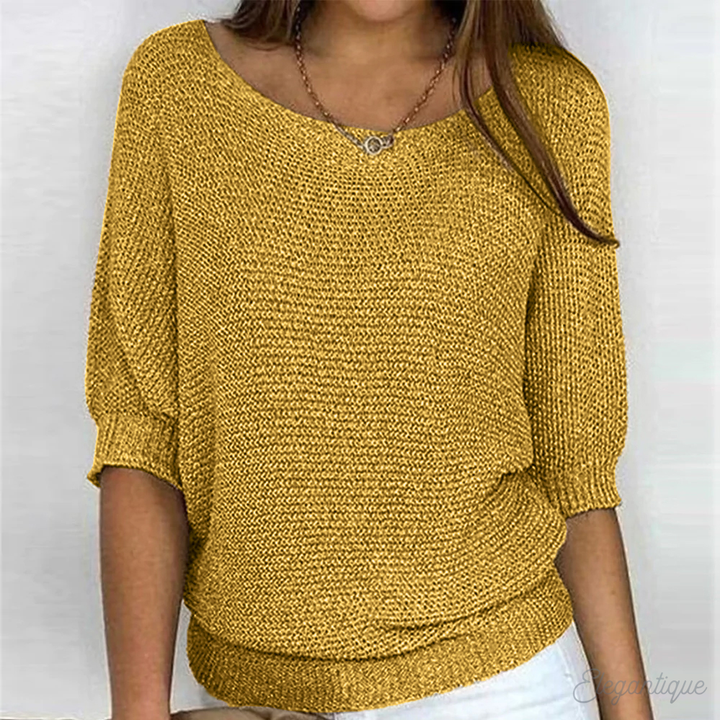 Relaxed Knit Sweater with Wide Sleeves and Round Neck