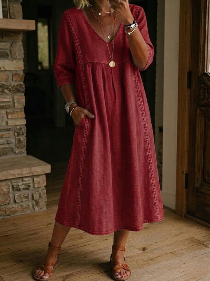 Relaxed Linen Midi Dress with V-Neckline and Lace Trim Detail