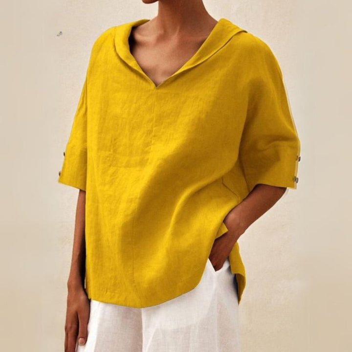 Relaxed Linen Top with V-Neckline and Short Sleeves