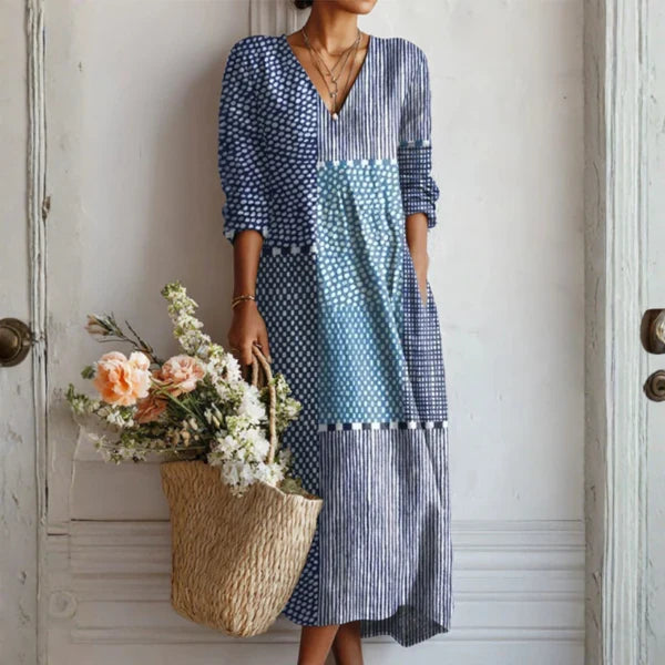 Relaxed Maxi Dress with Bold Print and V-Neckline