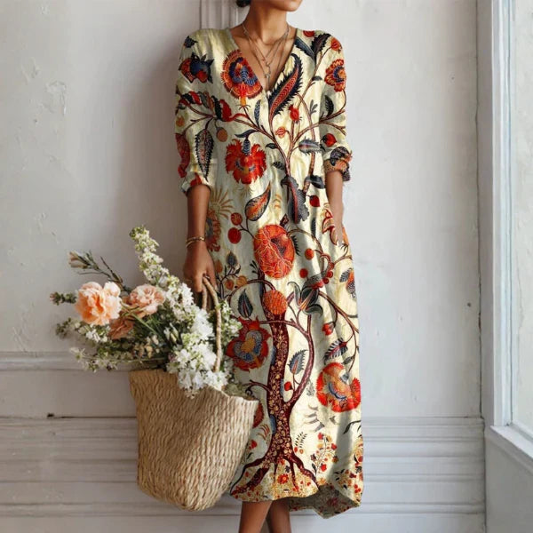Relaxed Maxi Dress with Bold Print and V-Neckline