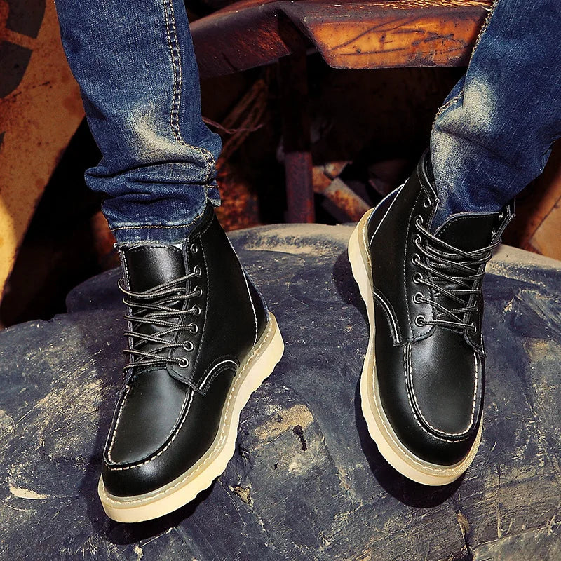 Men's Retro Winter Boots with Padded Insole and Sturdy Sole Black