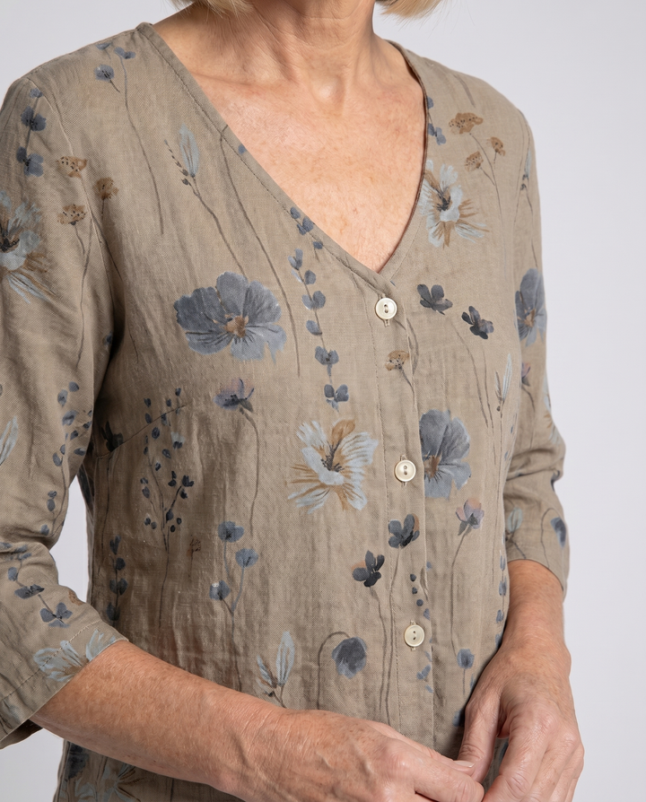 Hilary | Three-Quarter Sleeve Blouse