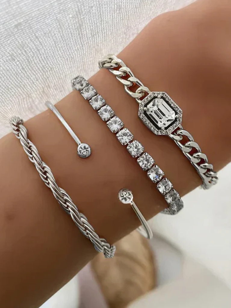 Women's Layering Bracelet Set with Sparkling Detail and Chain Links White Gold